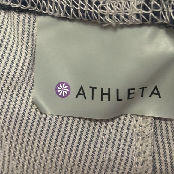 Athleta Beachside Shorts Drawstring Waist small Pinstripe Beach Gym Wome… - Picture 5 of 12